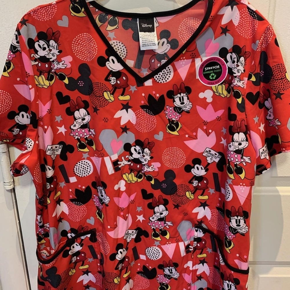 Scrubs Top XL